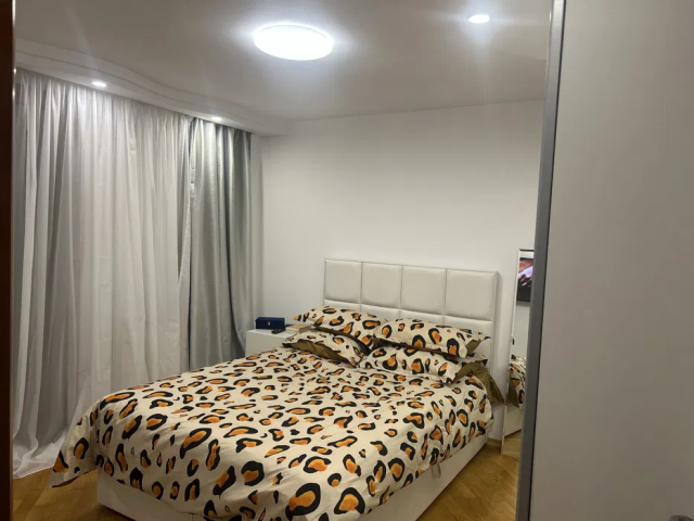 De vanzare apartament, 3 camere,  decomandat,  84 mp, Maratei,  (Alimentara 28) 162342