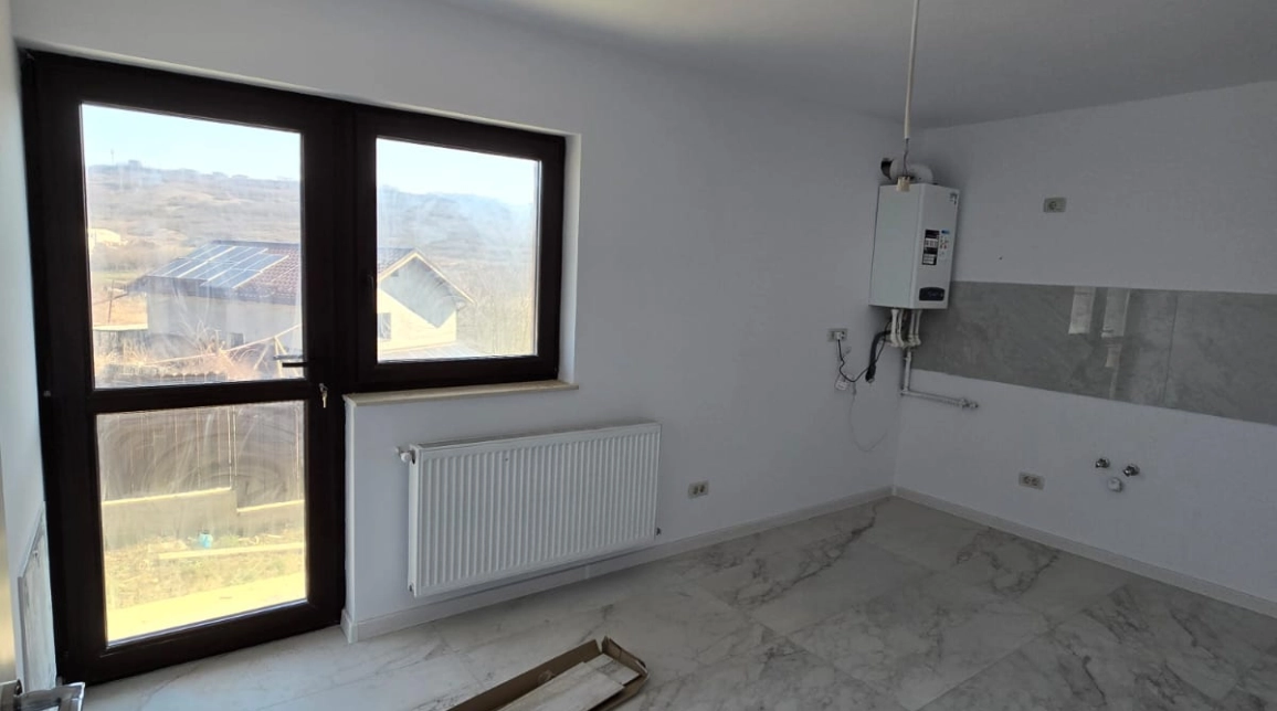 Oferta De vanzare casa, 3 camere, 90 mp, Miroslava,  la 2 km de primarie imagine 1