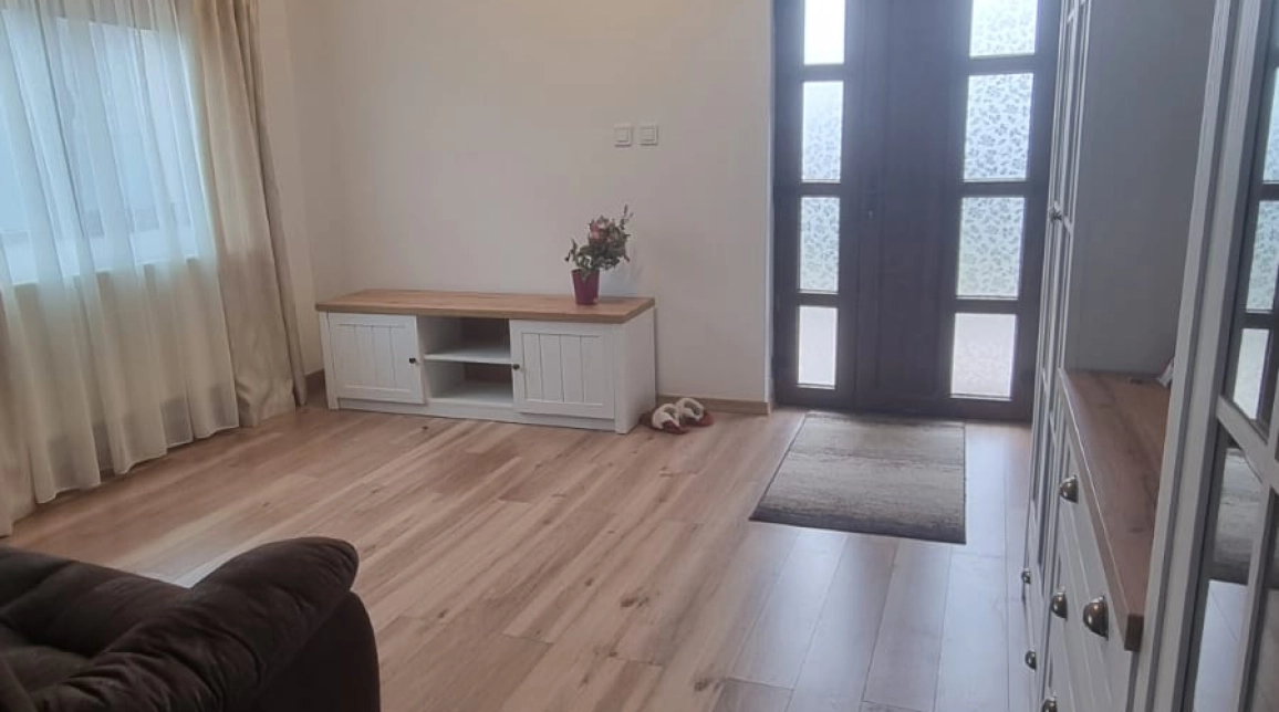 Oferta 6 camere, 240 mp, de vanzare casa in zona Tatarasi,  Moara de Vant  imagine 25