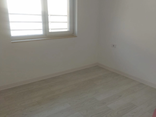 Apartament 4 camere - Valea Adanca