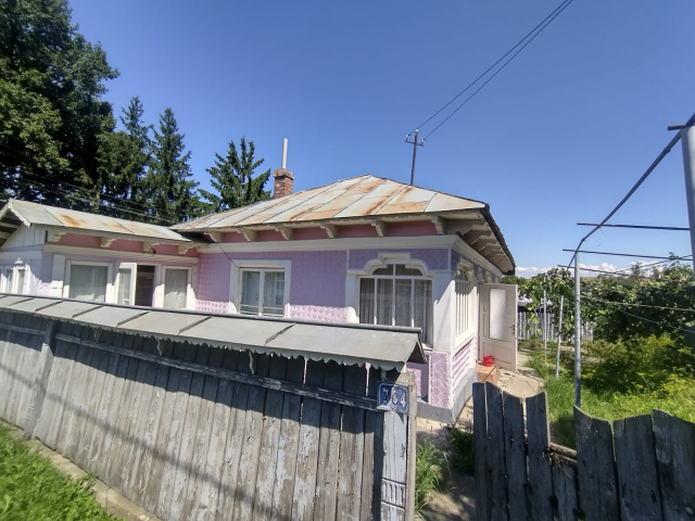 5 camere,  128mp, de vanzare casa in zona Est,  (Dochia) 162298