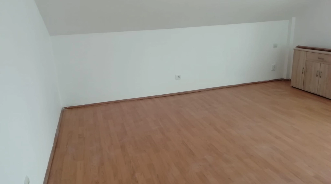 Oferta 2 camere, semidecomandat, 42 mp, de inchiriat apartament in zona Calea Romanului,  White Lady imagine 3