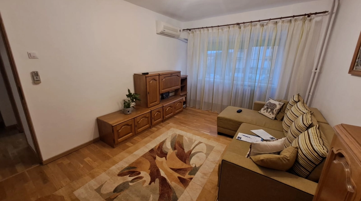 Oferta Pacurari apartament 72 mp, 3 camere, decomandat, de inchiriat,  Alpha Bank imagine 3