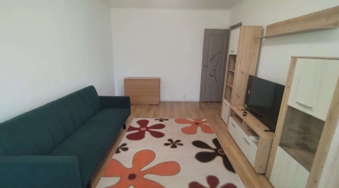 Oferta Apartament, 2 camere decomandat, 55 mp, Podul de Fier, de inchiriat,  Mega Image imagine 1