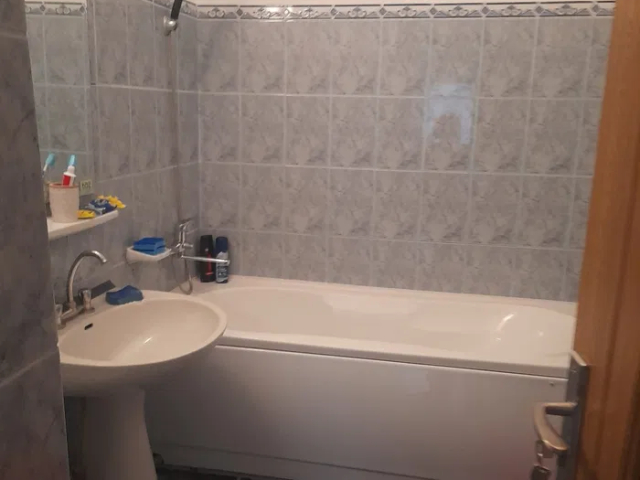 Apartament, 2 camere  decomandat,  62 mp, Zimbru, de inchiriat,  (Scoala Gimnaziala George Calinescu ) 161601