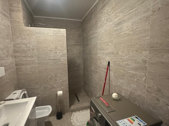 1 camera,  decomandat,  42 mp, de inchiriat apartament in zona Popas Pacurari,  (La 500 m de Penny Market) 162603