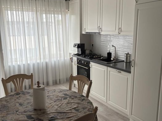 De vanzare apartament, 2 camere,  decomandat,  50 mp, Podul de Fier,  (Moara de Vant) 161417