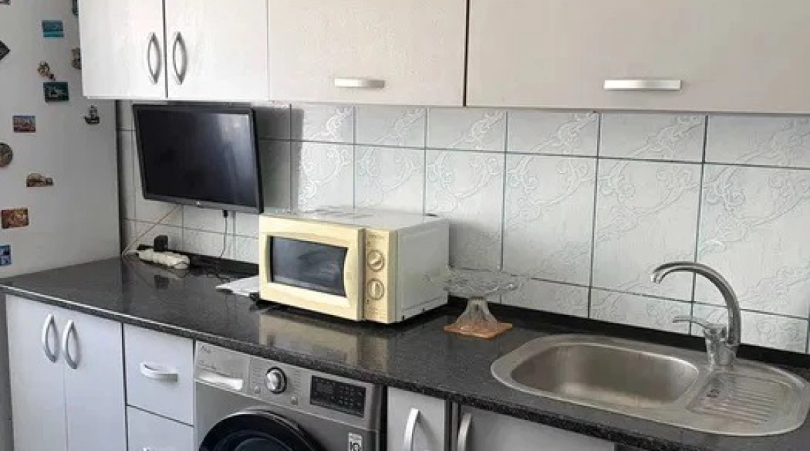 Oferta Podu Ros apartament 30 mp, 1 camera, decomandat, de vanzare,  Piata Nicolina imagine 4