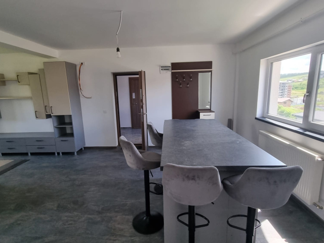 De vanzare apartament nou, 2 camere,  decomandat,  61 mp, Visani,  (50 m de statie autobuz) 153132