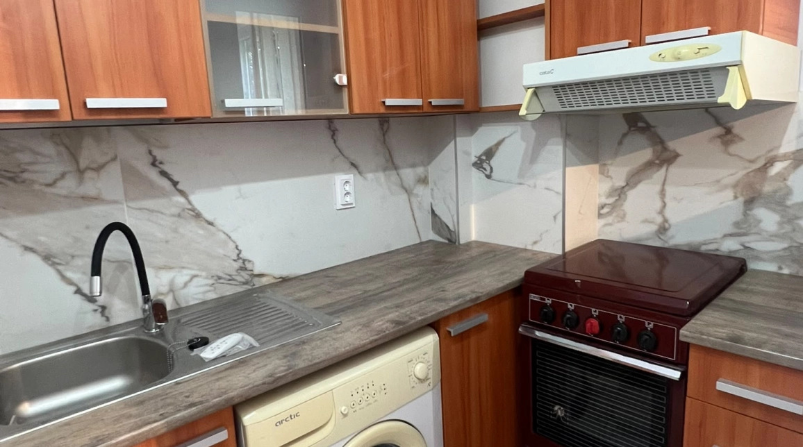 Oferta Apartament, 1 camera decomandat, 22 mp, Nicolina, de vanzare,  Bradului imagine 6
