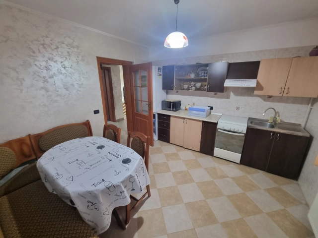 Apartament 3 camere - Nicolina