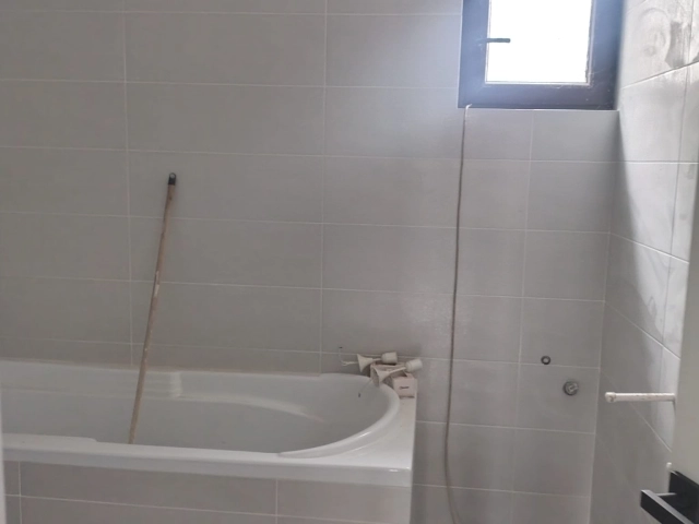 Apartament 5 camere - Pacurari