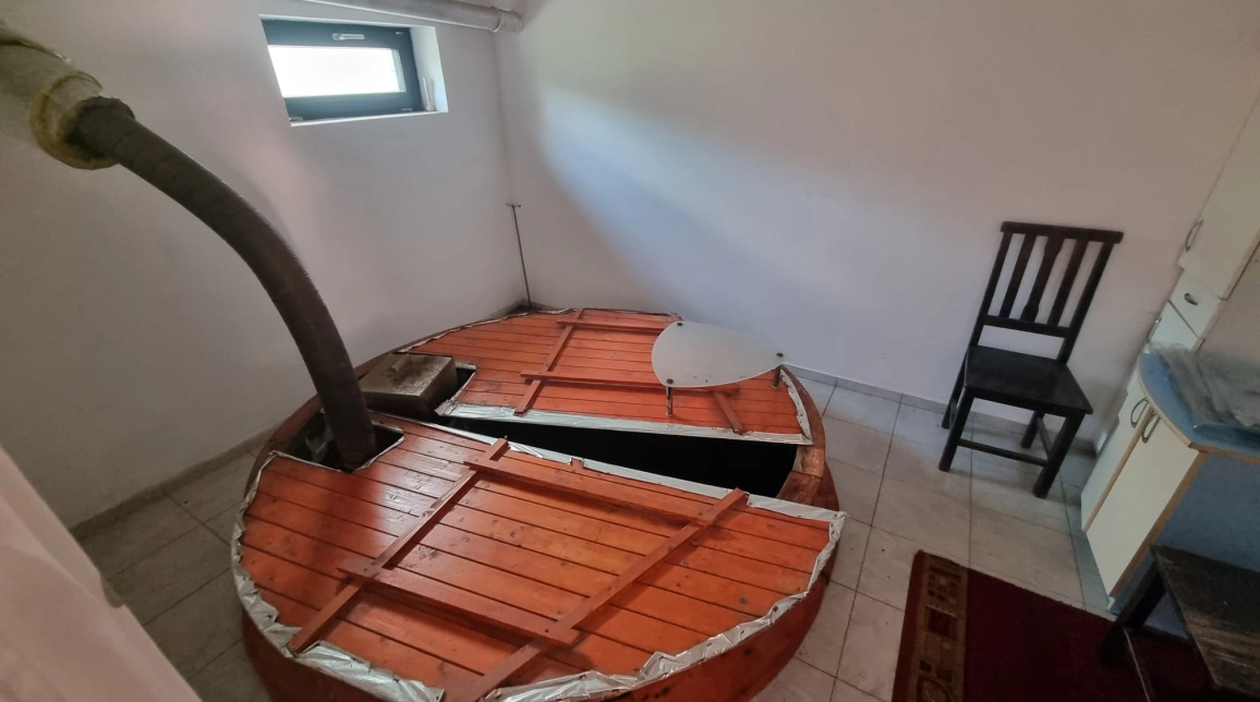 Oferta 4 camere, 179 mp, de vanzare casa in zona Aroneanu,  Strada Principala imagine 19