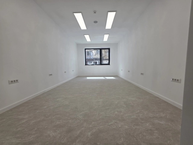 Apartament 4 camere - Nicolina