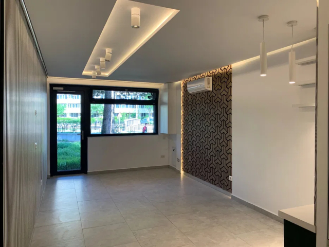 Spatiu comercial Central Unic 26mp  162550