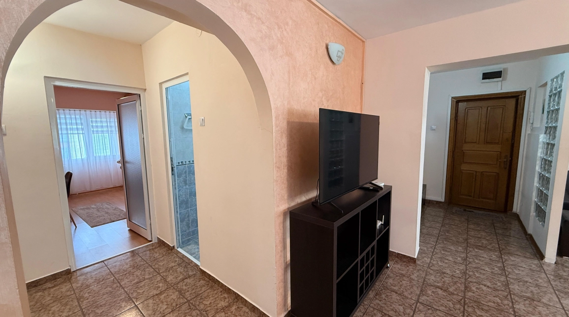 Oferta Apartament de inchiriat, 4 camere, decomandat, 100 mp, Pacurari,  Moara de Foc imagine 9