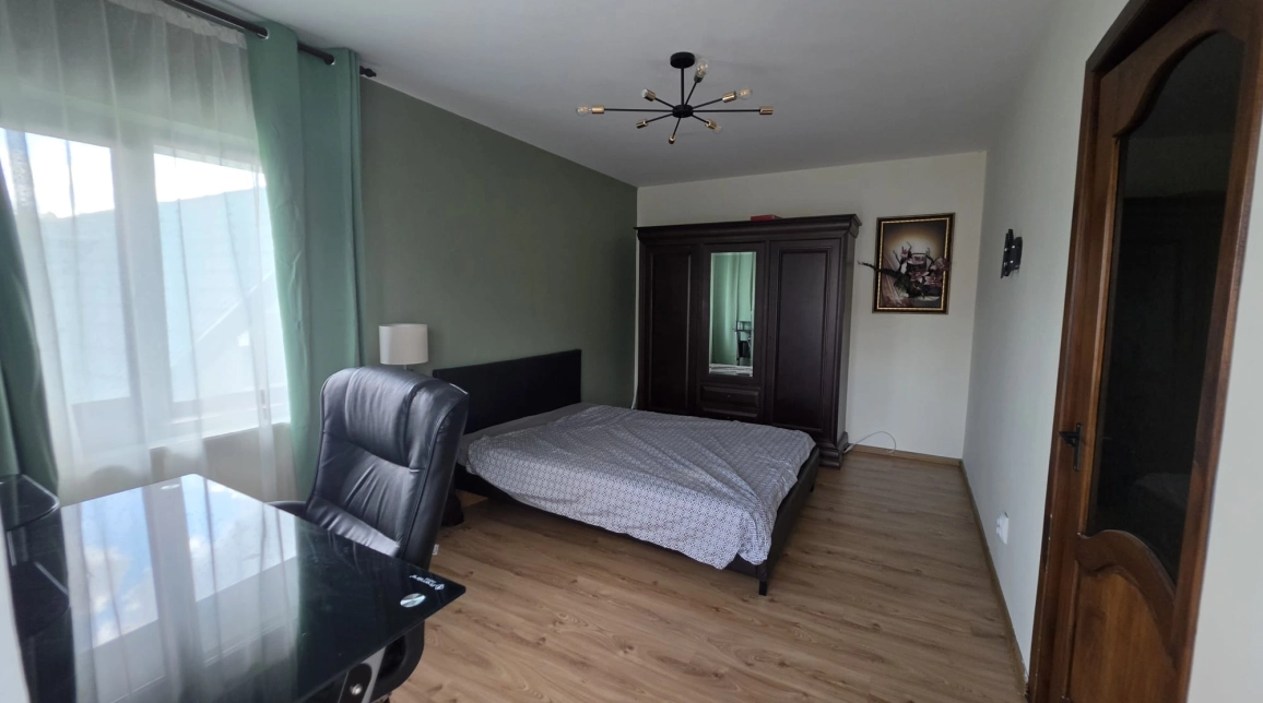 Oferta Tatarasi apartament 200 mp, 4 camere, de inchiriat,  Cartier Aviatie imagine 4