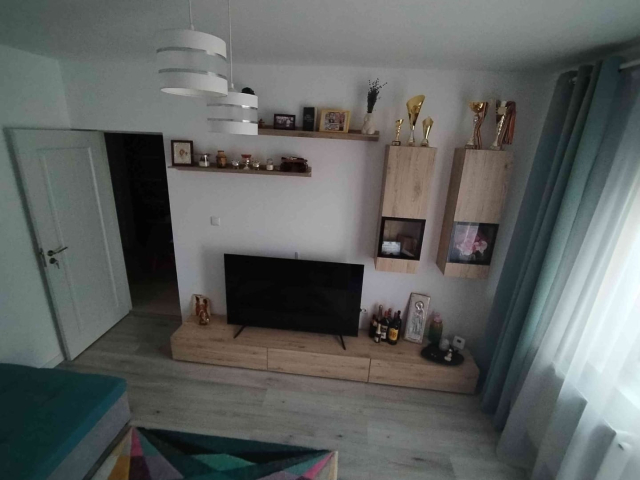 Apartament, 2 camere  decomandat,  47 mp, Lunca Cetatuii, de vanzare,  (1km de lidl) 160931