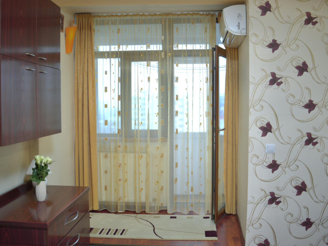 Apartament, 2 camere  decomandat,  50 mp, Podu Ros, de vanzare,  (Dedeman Socola) 161171