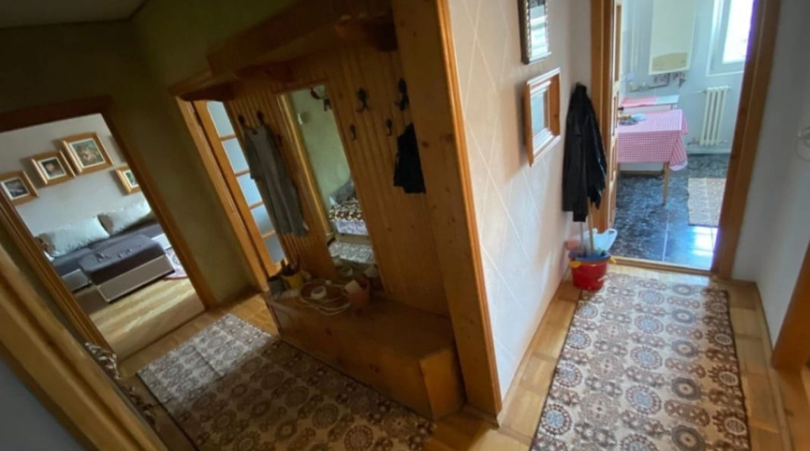 Oferta 2 camere, decomandat, 54 mp, de vanzare apartament in zona Alexandru cel Bun imagine 4