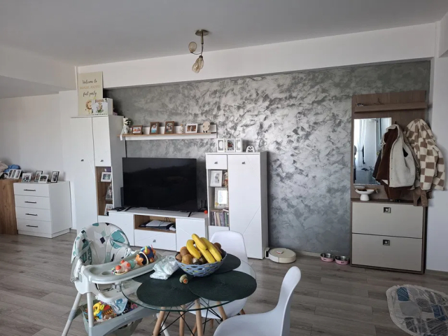 2 camere,  decomandat,  64 mp, de vanzare apartament in zona Fermelor,   162258