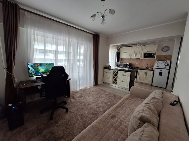 Copou apartament  62 mp, 2 camere,  open-space, de vanzare,  (Royal Town) 162254