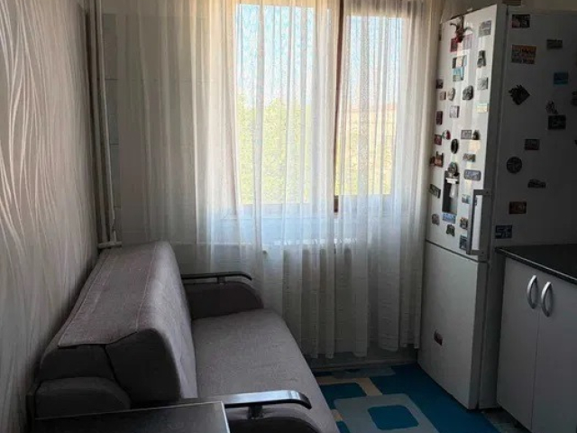 Podu Ros apartament  30 mp, 1 camera,  decomandat, de vanzare,  (Piata Nicolina) 162879