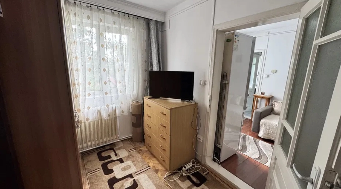 Oferta 2 camere, nedecomandat, 32 mp, de vanzare apartament in zona Tatarasi,  Carrefour Express imagine 5