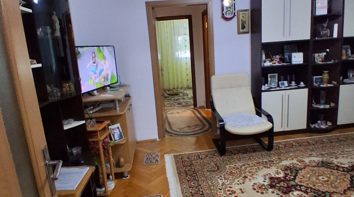 Oferta 2 camere, semidecomandat, 54 mp, de vanzare apartament in zona Podu Ros,  Salubris imagine 3