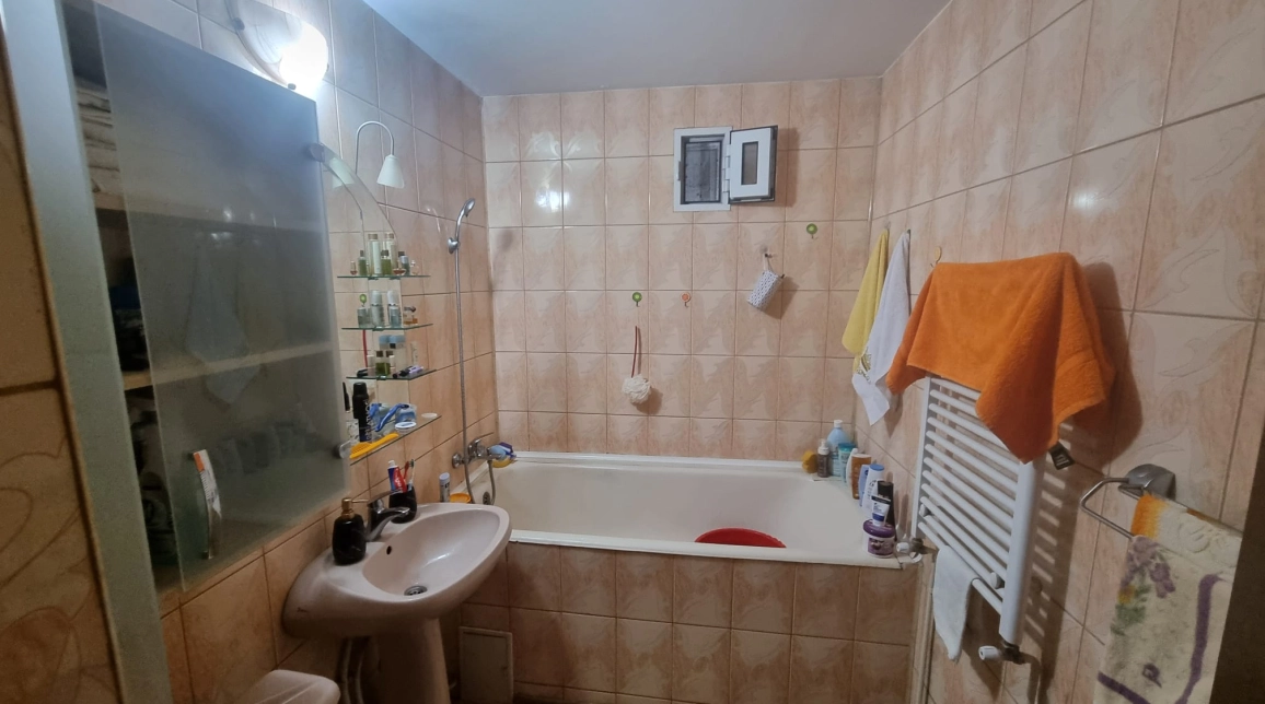 Oferta Nicolina apartament 52 mp, 2 camere, decomandat, de vanzare,  Nicolina 2 - Clopotari imagine 12