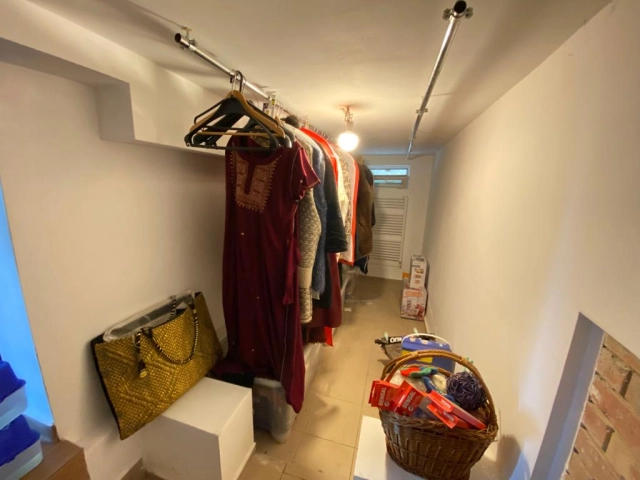 Apartament 4 camere - Bucium