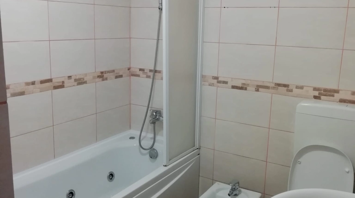 Oferta 2 camere, semidecomandat, 42 mp, de inchiriat apartament in zona Calea Romanului,  White Lady imagine 5