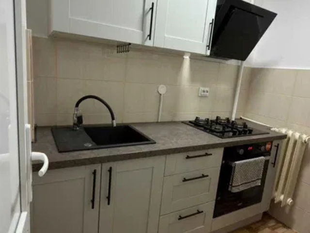 1 camera,  decomandat,  32 mp, de inchiriat apartament in zona Tatarasi,  (Piata 2 baieti ) 162648