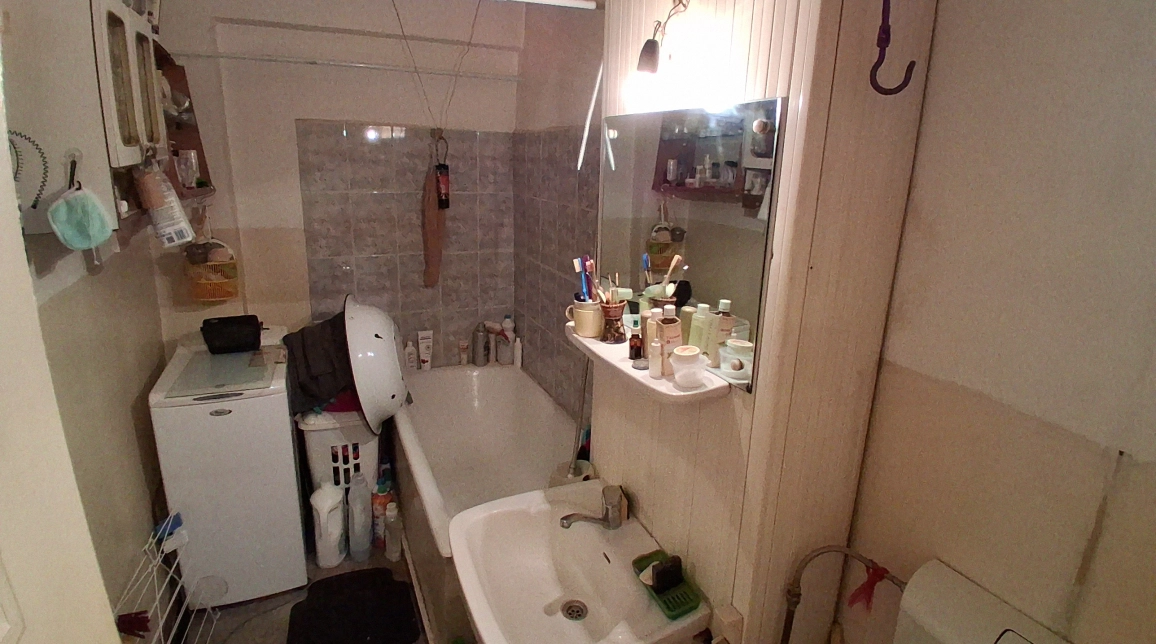 Oferta Canta apartament 80 mp, 3 camere, decomandat, de vanzare,  PROFI imagine 9