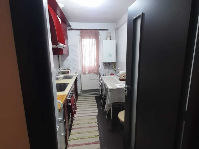3 camere,  semidecomandat,  53 mp, de vanzare apartament in zona Dacia,  (Bicaz) 162073
