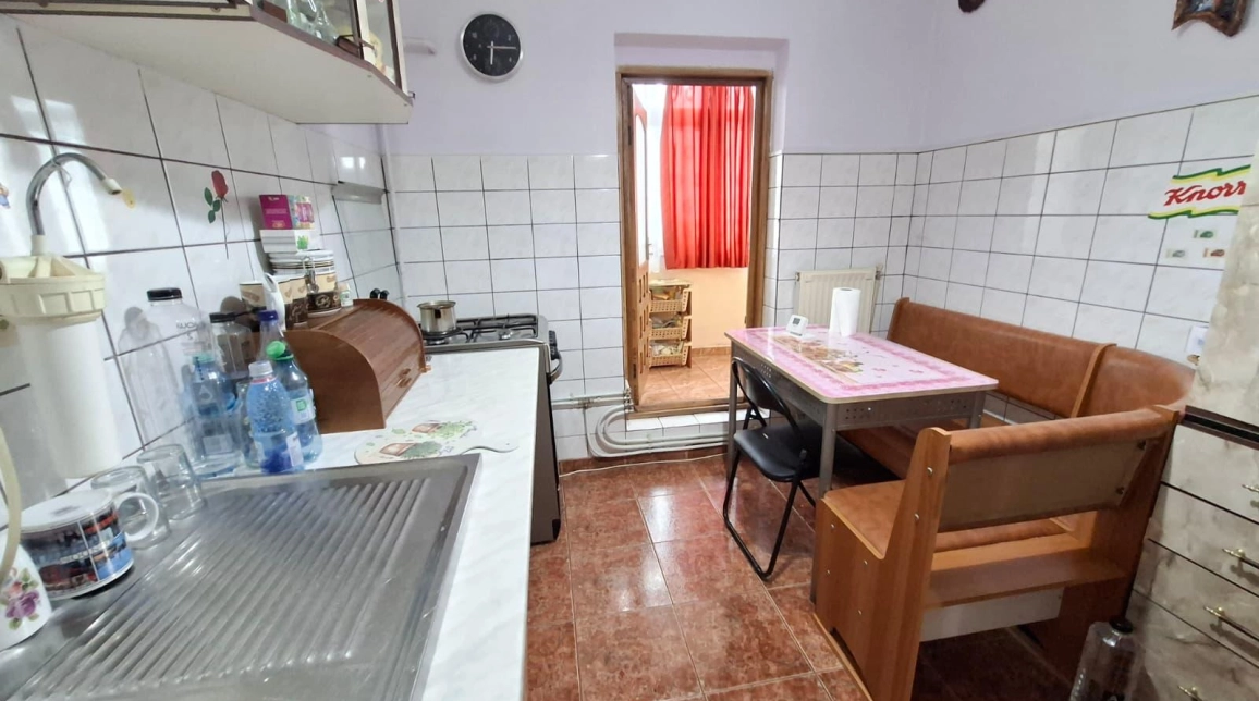 Oferta 3 camere, semidecomandat, 60 mp, de vanzare apartament in zona Nicolina,  Nicolina 2 imagine 15