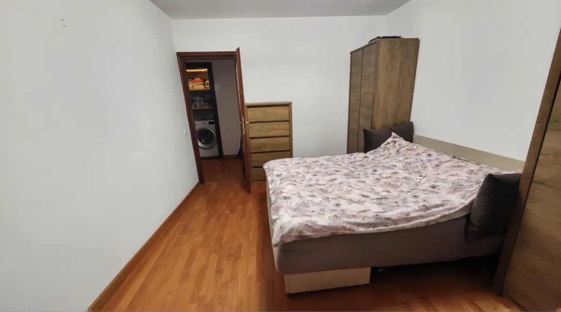 Oferta Calea Romanului apartament 95 mp, 4 camere, decomandat, de vanzare imagine 6