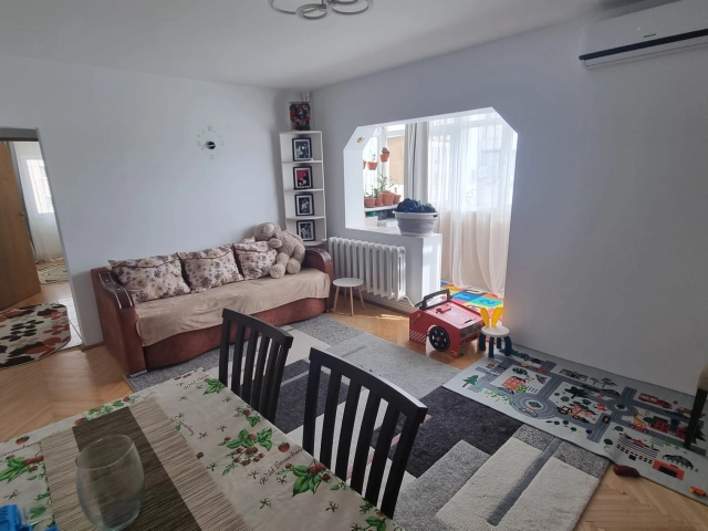 Apartament 3 camere - Nicolina