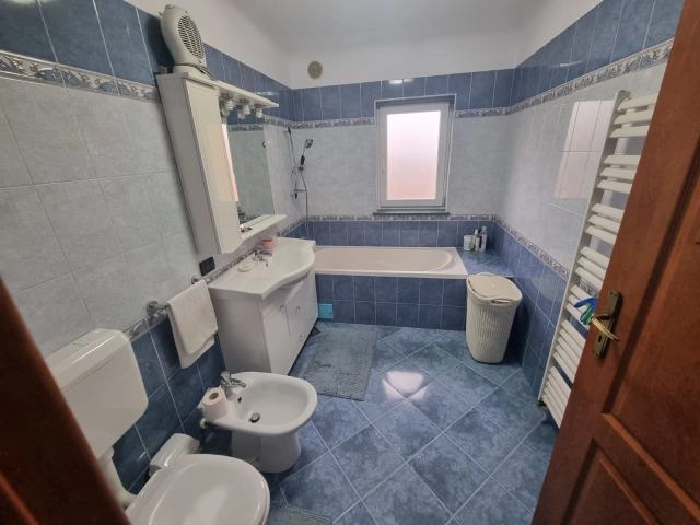 Apartament 3 camere - Nicolina