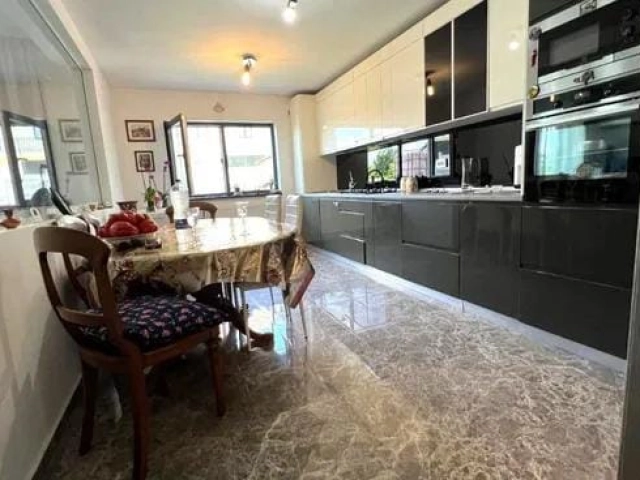Apartament 4 camere - CUG