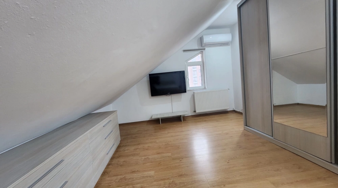 Oferta De inchiriat apartament, 3 camere, decomandat, 100 mp, Nicolina,  La Doi Pasi imagine 6