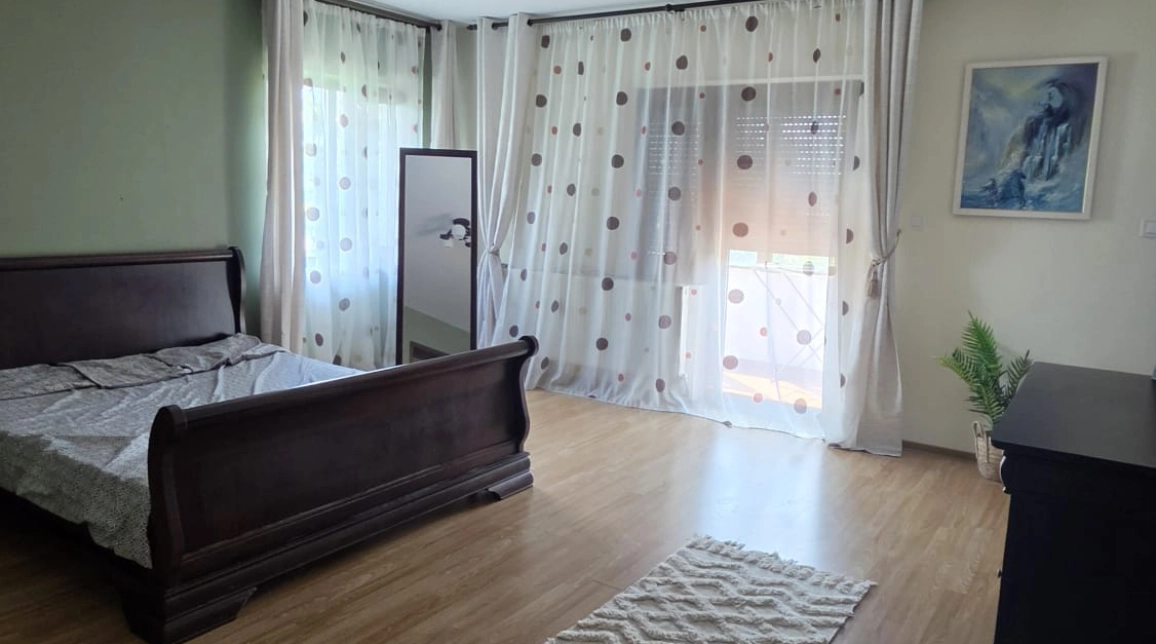 Oferta Tatarasi apartament 200 mp, 4 camere, de inchiriat,  Cartier Aviatie imagine 6