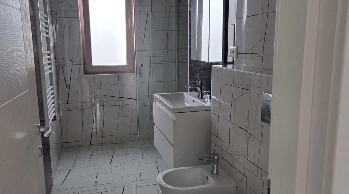 Oferta Casa, 4 camere , 115 mp, Popas Pacurari, de inchiriat,  Str Victoriei imagine 13