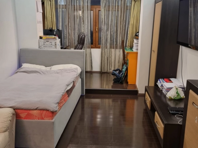 Apartament 3 camere - Podu Ros