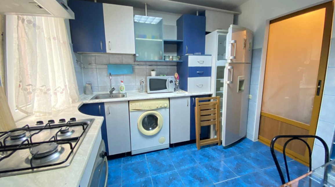 Oferta De vanzare apartament, 3 camere, semidecomandat, 66 mp, Podu Ros,  Bld Socola imagine 13