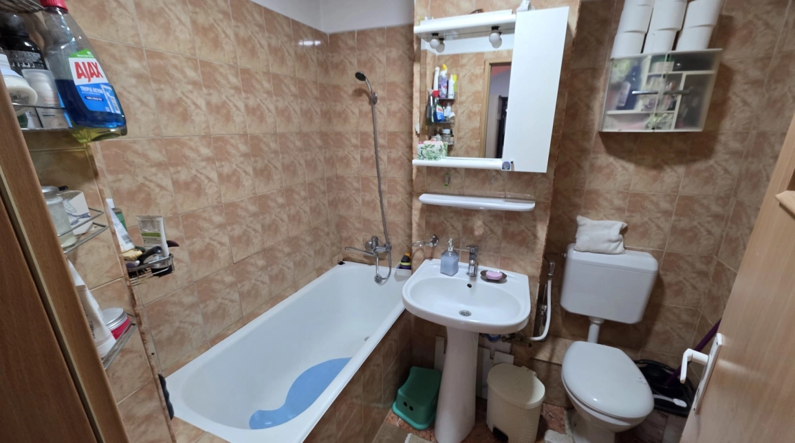 Oferta 2 camere, decomandat, 54 mp, de vanzare apartament in zona Dacia,  Scoala 26 imagine 2