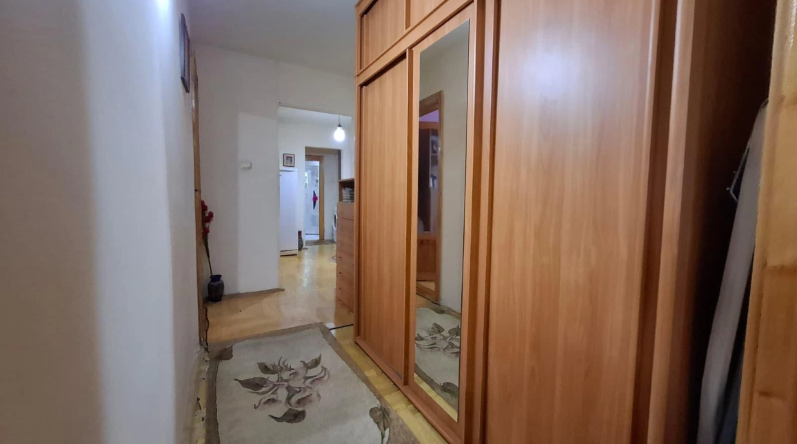 Oferta 3 camere, semidecomandat, 60 mp, de vanzare apartament in zona Nicolina,  Nicolina 2 imagine 14