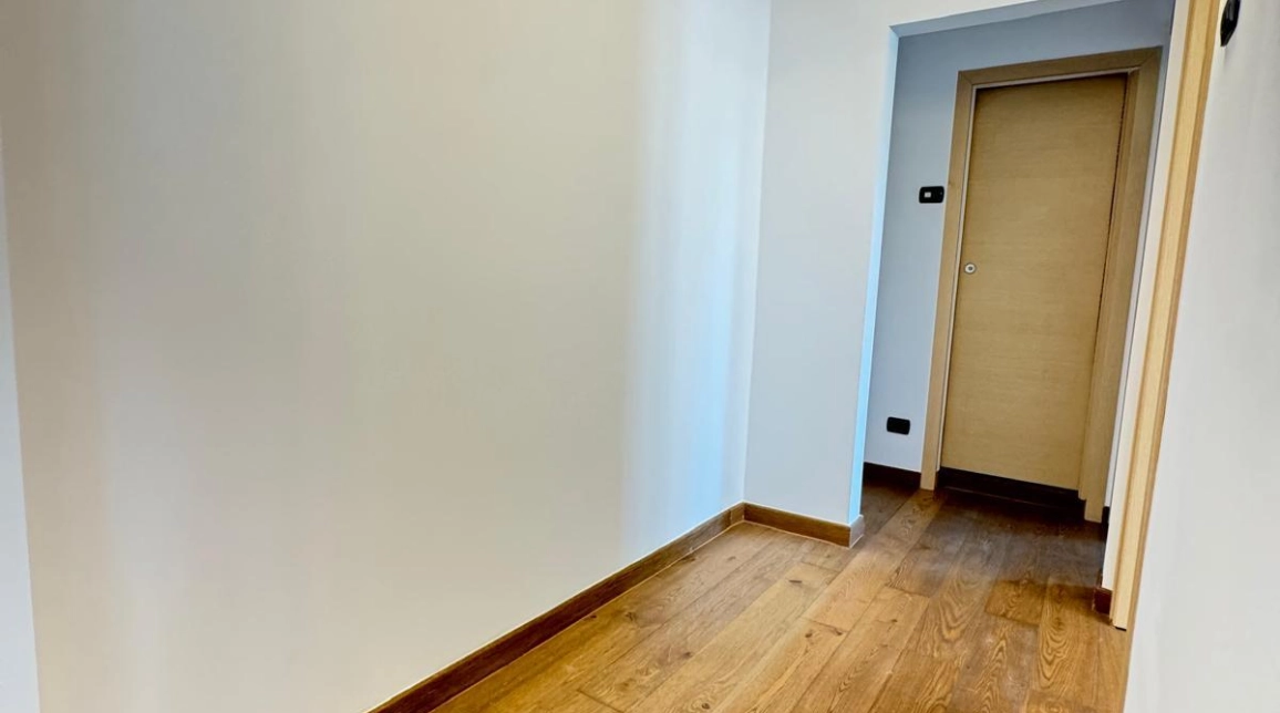 Oferta Apartament de vanzare, 4 camere, semidecomandat, 64 mp, Mircea cel Batran,  Complex Mircea cel Batran imagine 8