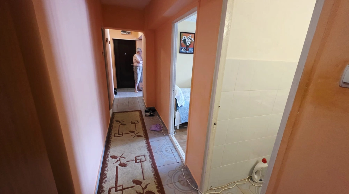 Oferta Apartament, 4 camere decomandat, 90 mp, Dacia, de vanzare,  Piata Dacia imagine 5
