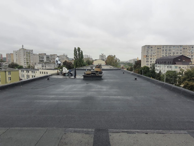 Apartament de vanzare, 3 camere,  semidecomandat,  65 mp, Podu Ros,  (Sensul Giratoriu) 162880